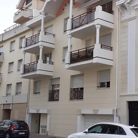 Hyper Centre Apartment *